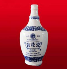 山东郓城七彩玻璃酒瓶有限公司