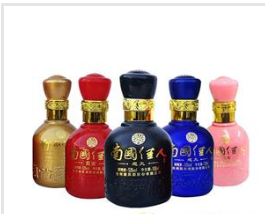 南国佳人酱香酒